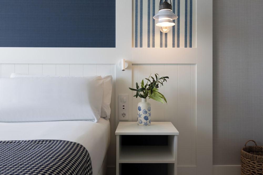 Superior Double Room, Terrace, Garden View - Photo 2