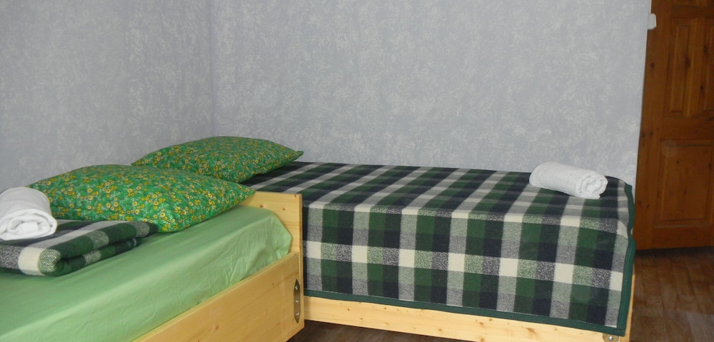 Basic Twin Room photo 2