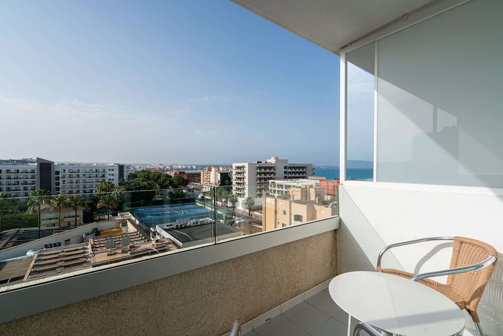 Standard-Doppelzimmer, Balkon thumbnail 5