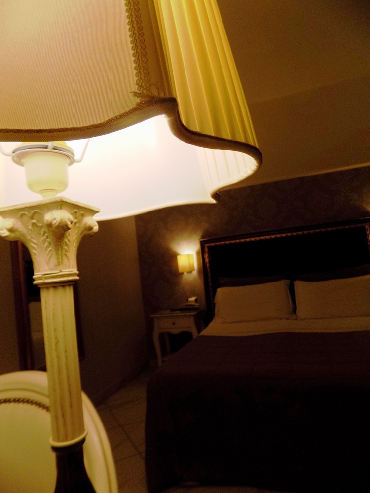 Superior Triple Room - Photo 11