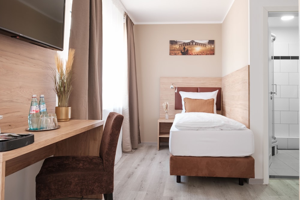 Deluxe Single Room photo 1