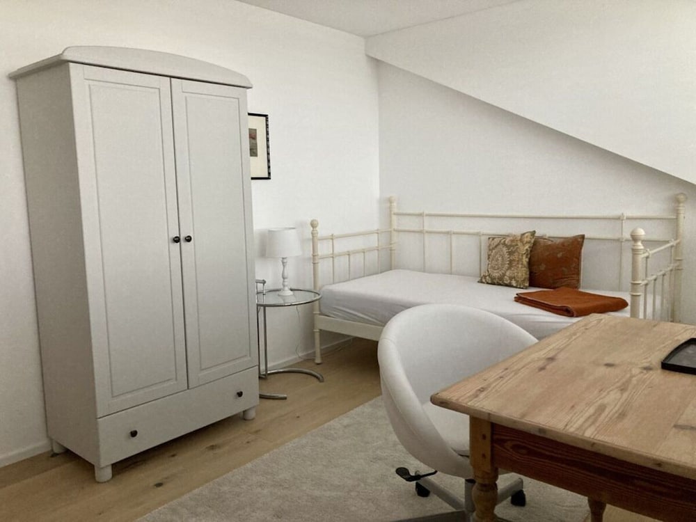 Apartment photo 1