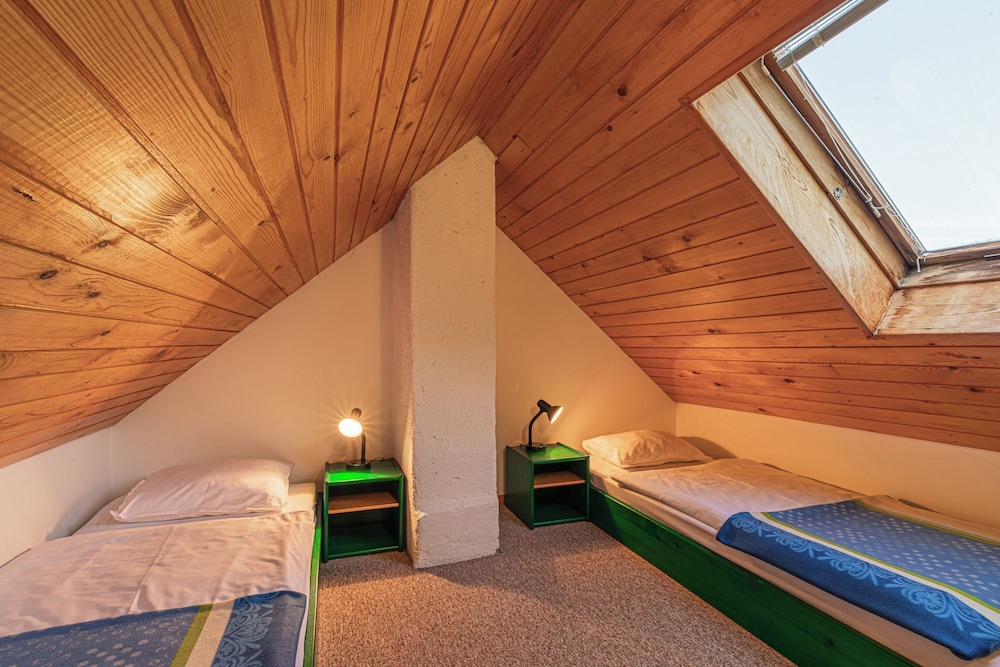 Family Apartment, Multiple Bedrooms (Eco farm Mikl Pine Tree Apartment) photo 3