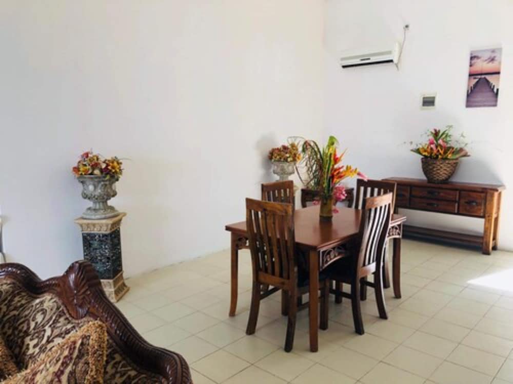 Business Suite photo 3