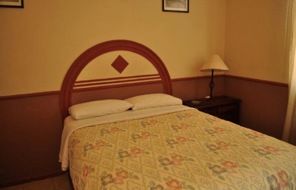 Standard Room photo 2
