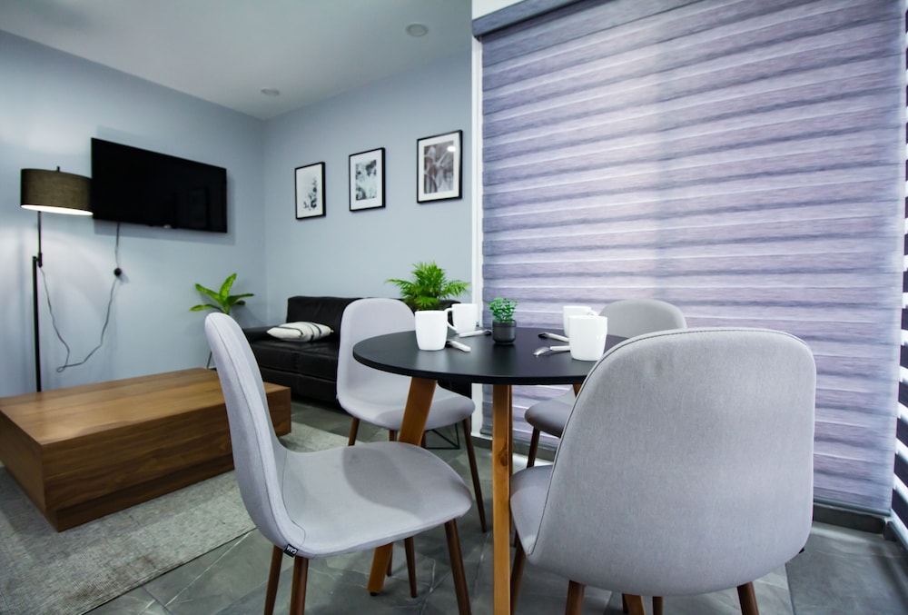 Family Studio Suite, 2 Bedrooms
