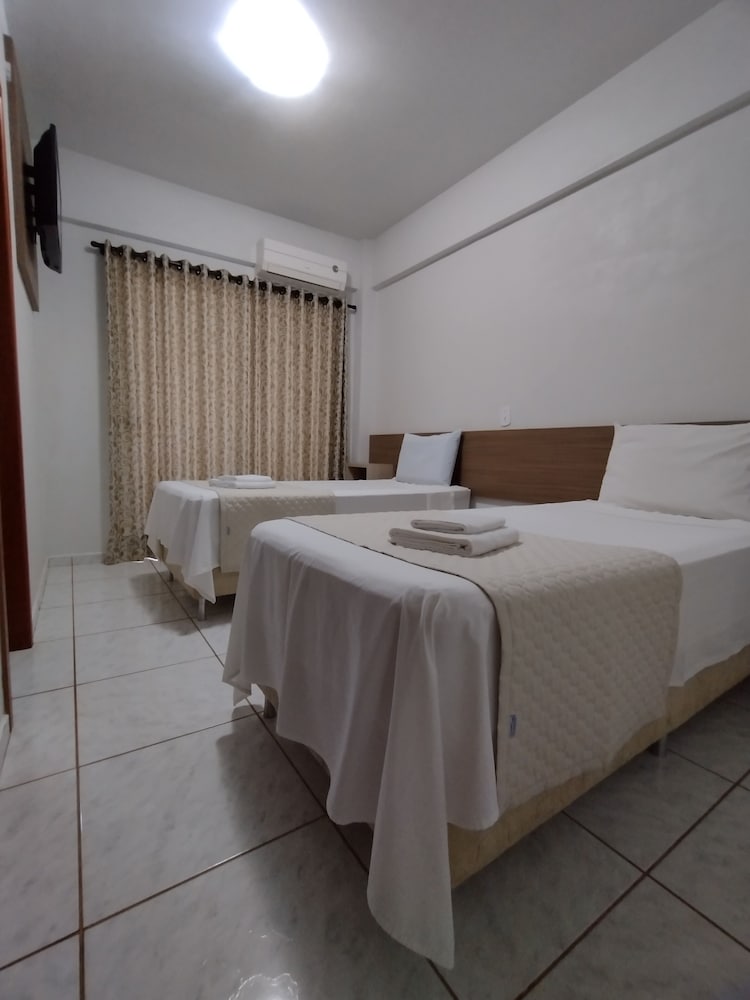 Economy Twin Room photo 1