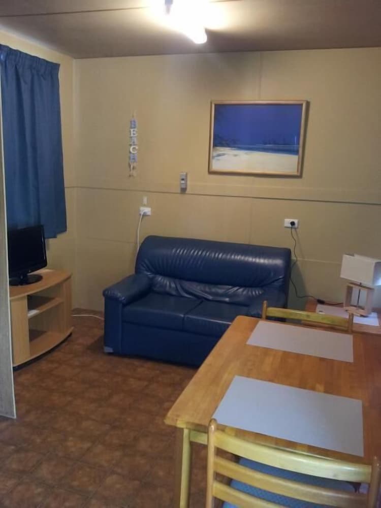 Economy Cabin, 1 Double Bed photo 2
