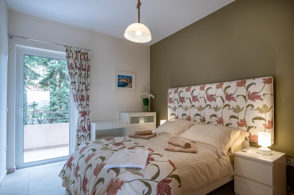 Luxury Apartment, Multiple Beds, Sea View