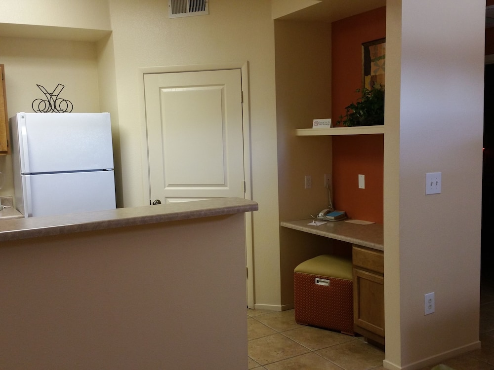 Deluxe Apartment, 2 Bedrooms - Photo 6