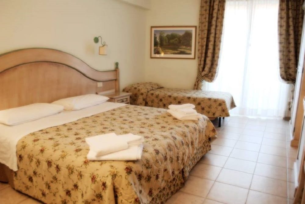 Standard Triple Room photo 1