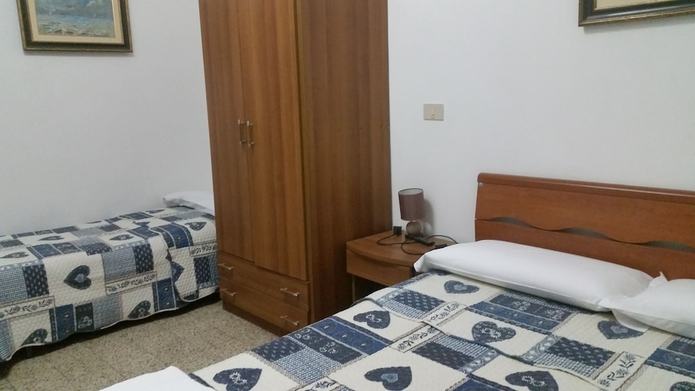Triple Room photo 2