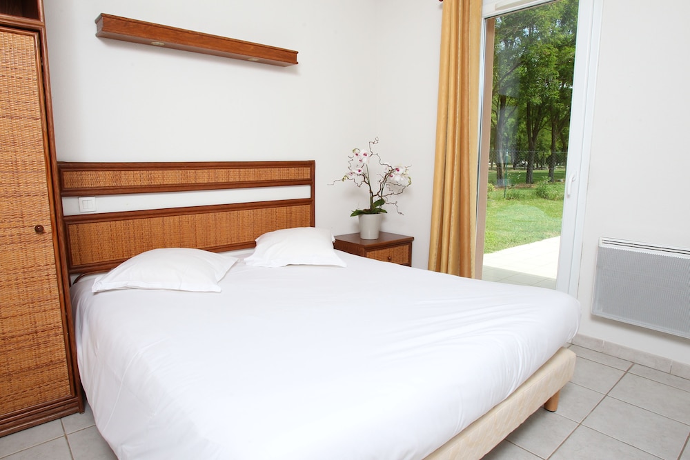 House (for 4 Hotel) photo 2