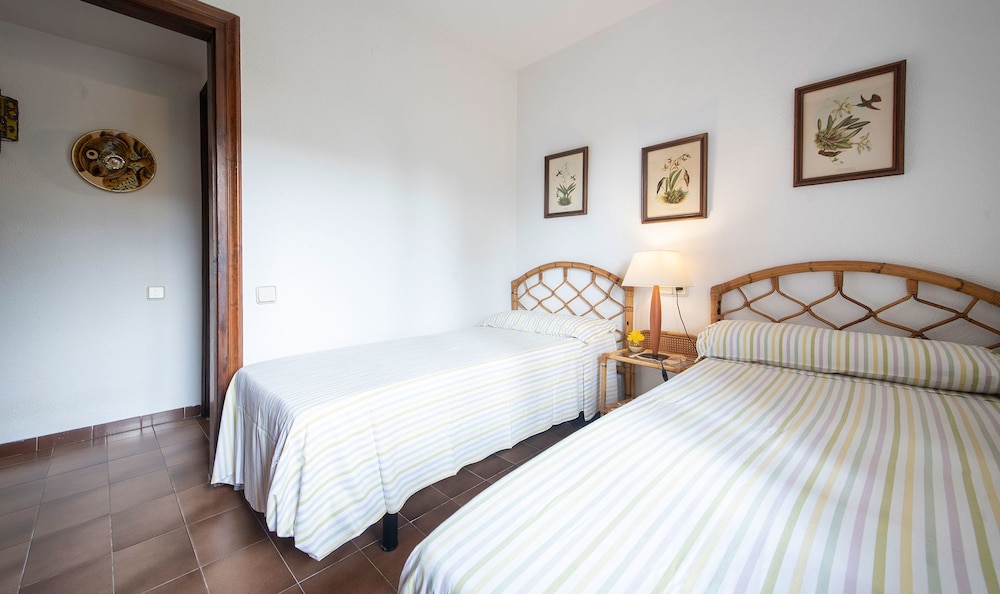 Villa, 4 Dormitorios