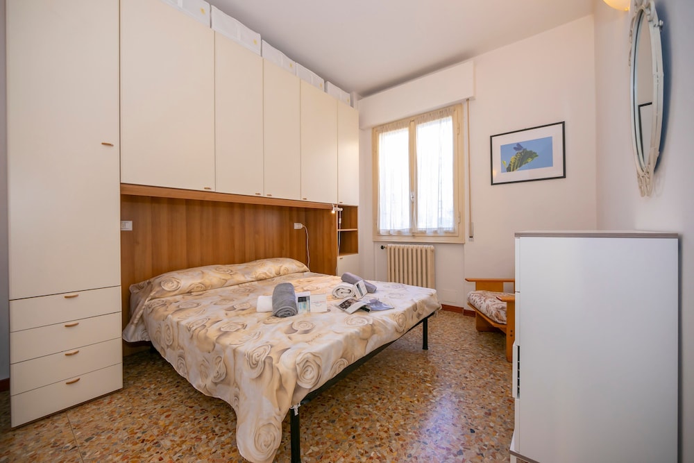 Apartment photo 3