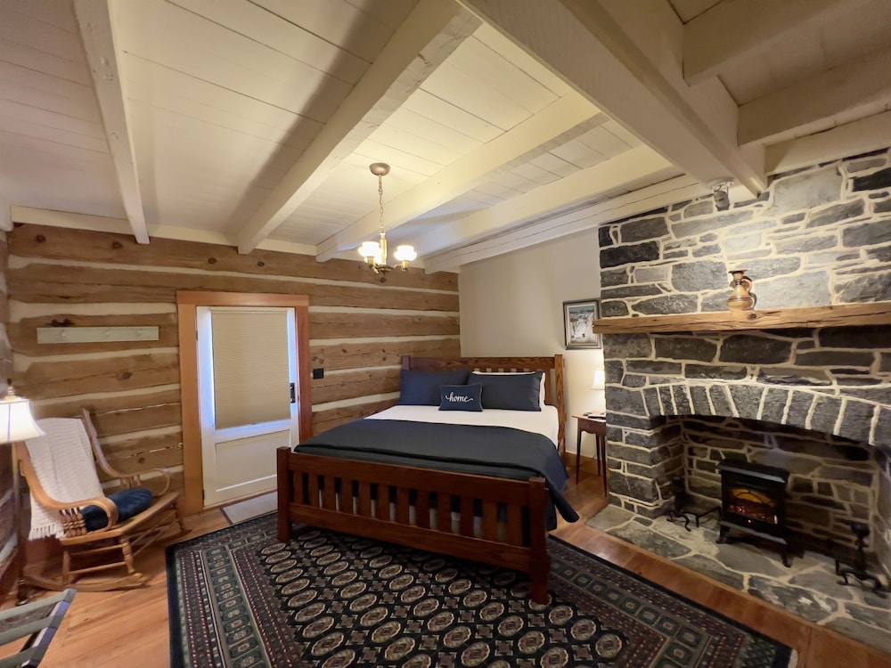 Standard Room, Ensuite (The Blue Stone Room) photo 3