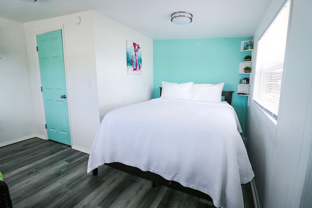 Oceanfront Queen Room