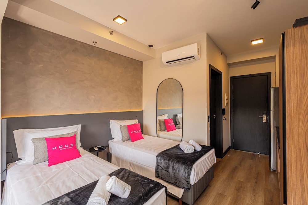 Economy Twin Room photo 3