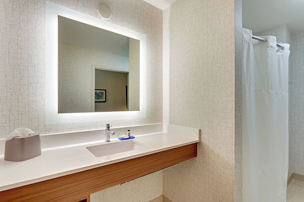 Suite, 2 Bedrooms (2 King Beds, Sofa Bed) photo 3