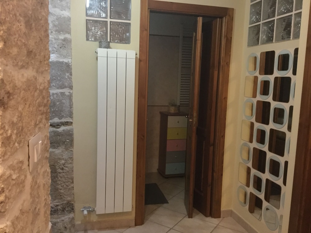 Deluxe Duplex, Kitchenette, Annex Building photo 2