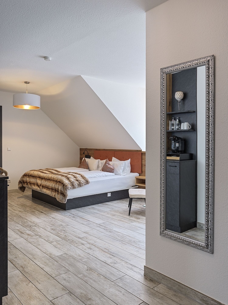 Family Double Room, Ensuite (optional mit Kinderzimmer) - Photo 5