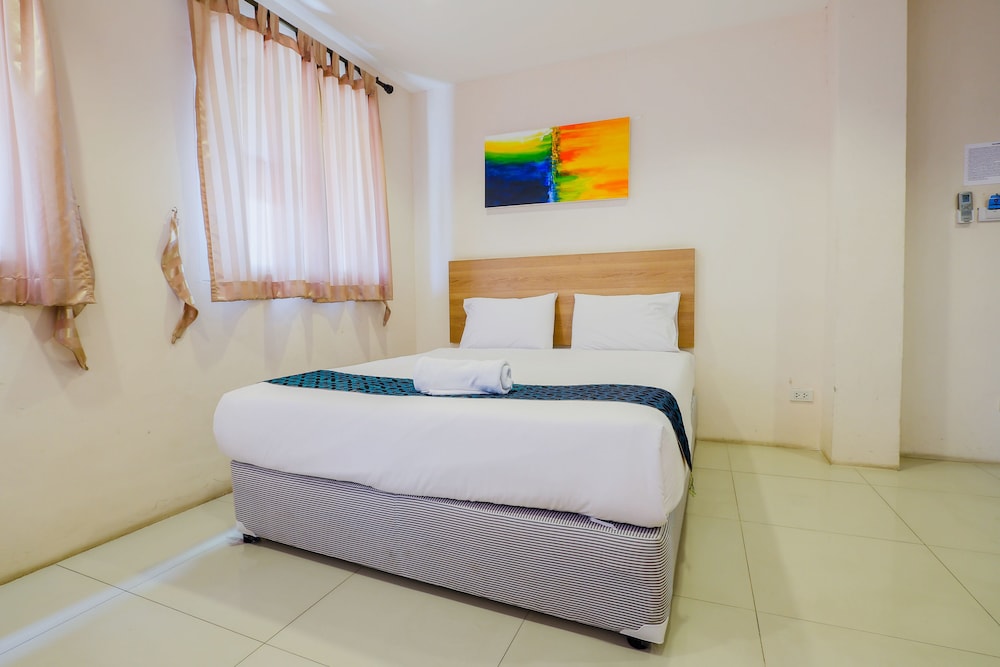 Superior Room, 1 King Bed photo 2
