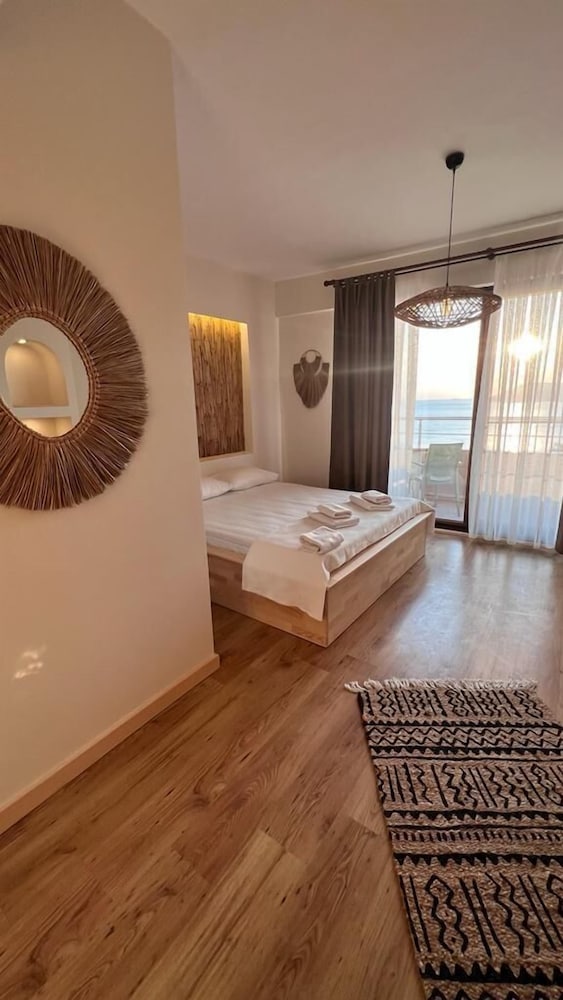 Standard Room, Balcony, Sea View photo 3