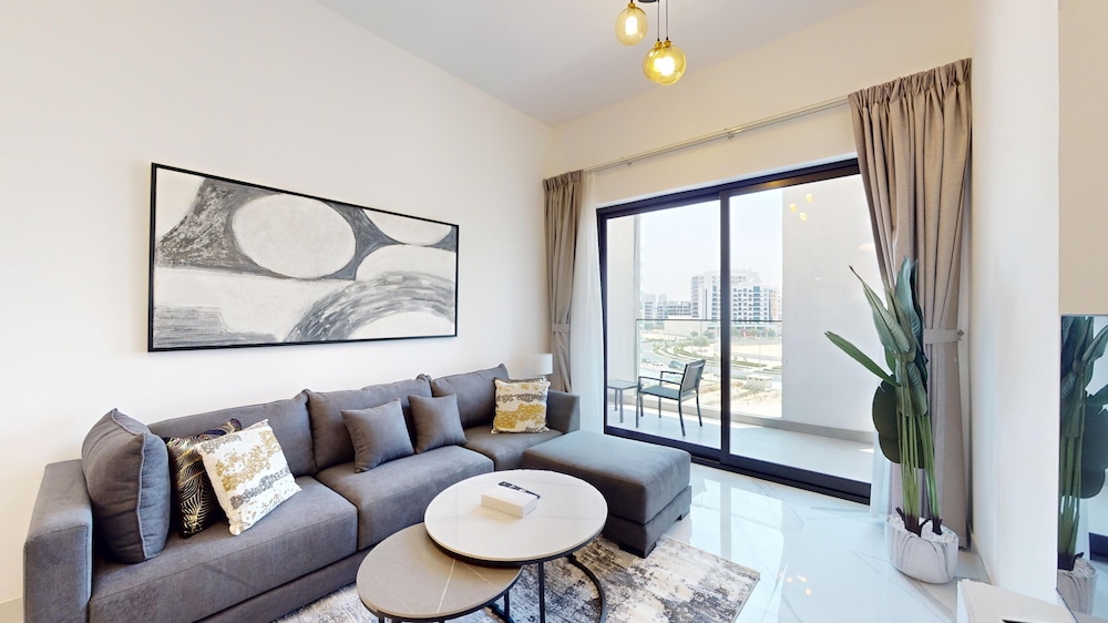 Apartment, 1 Bedroom, Pool Access photo 2