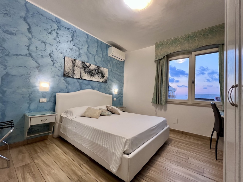 Superior Double Room (Sapphire) photo 2