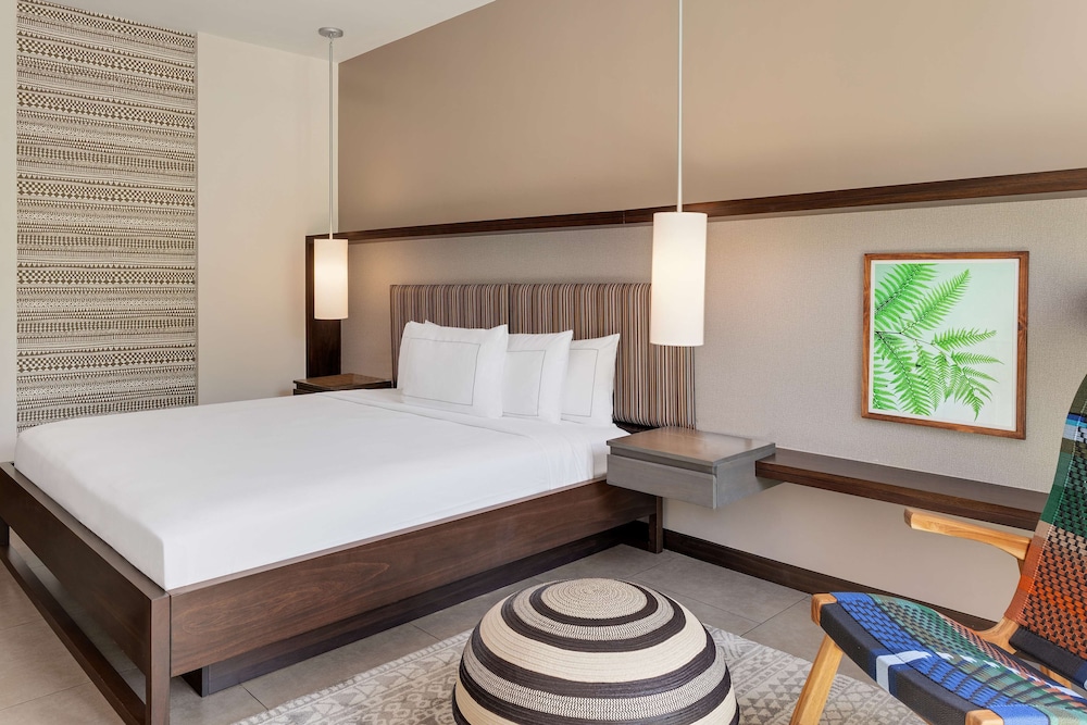 Suite, Multiple Beds, Garden View - Photo 5