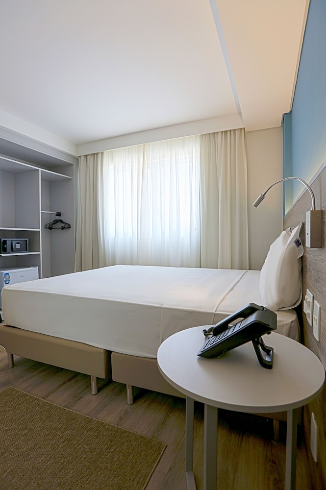 Superior Room - Photo 11