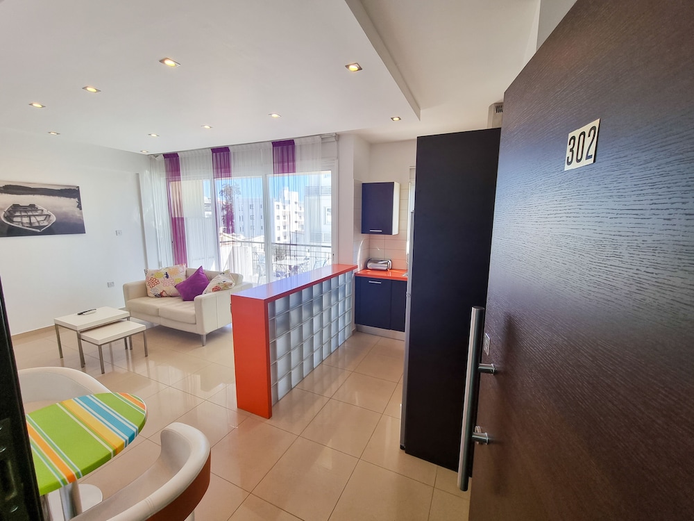 Standard Apartment photo 3