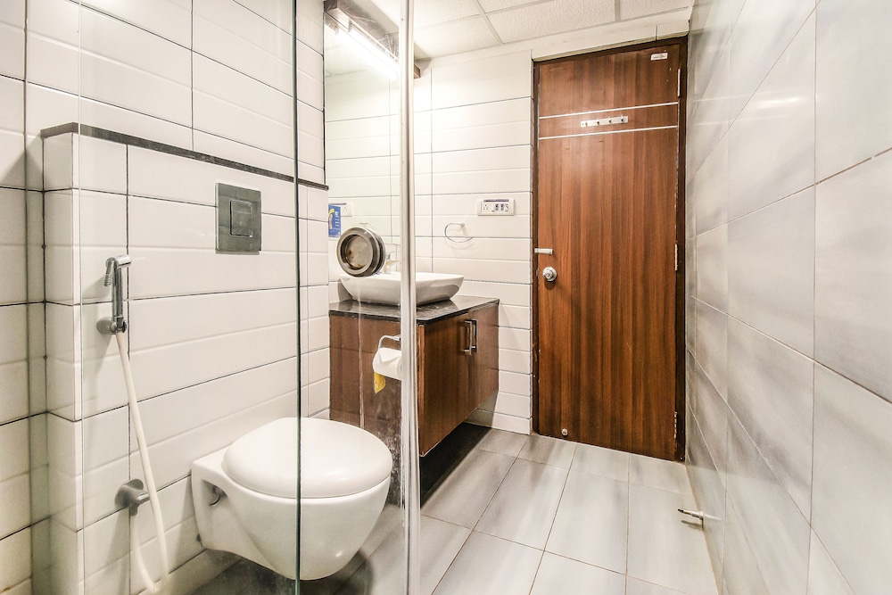 Deluxe Double Room, 1 Double Bed, Non Smoking photo 2