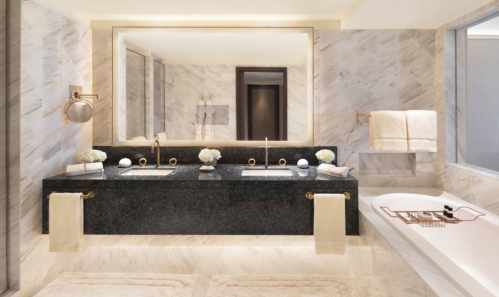 One Bedroom Presidential Suite (Non Smoking)