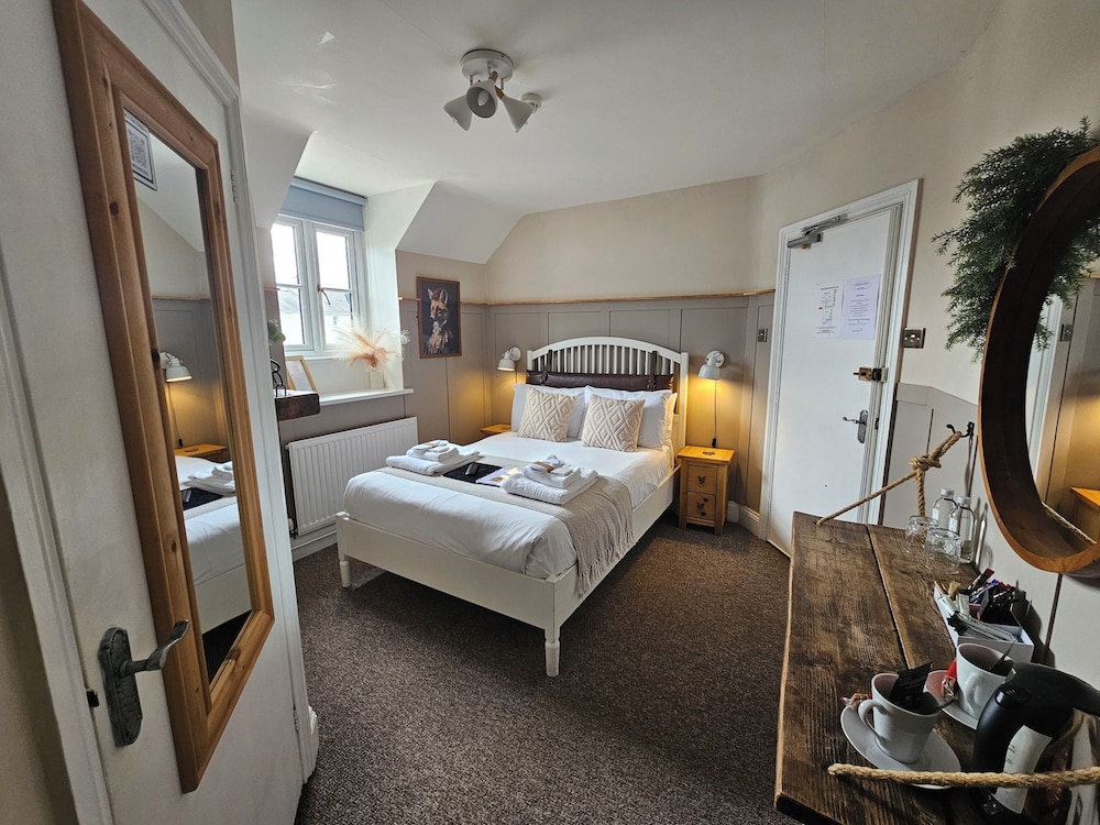 Double Room (Foxes Den) photo 2