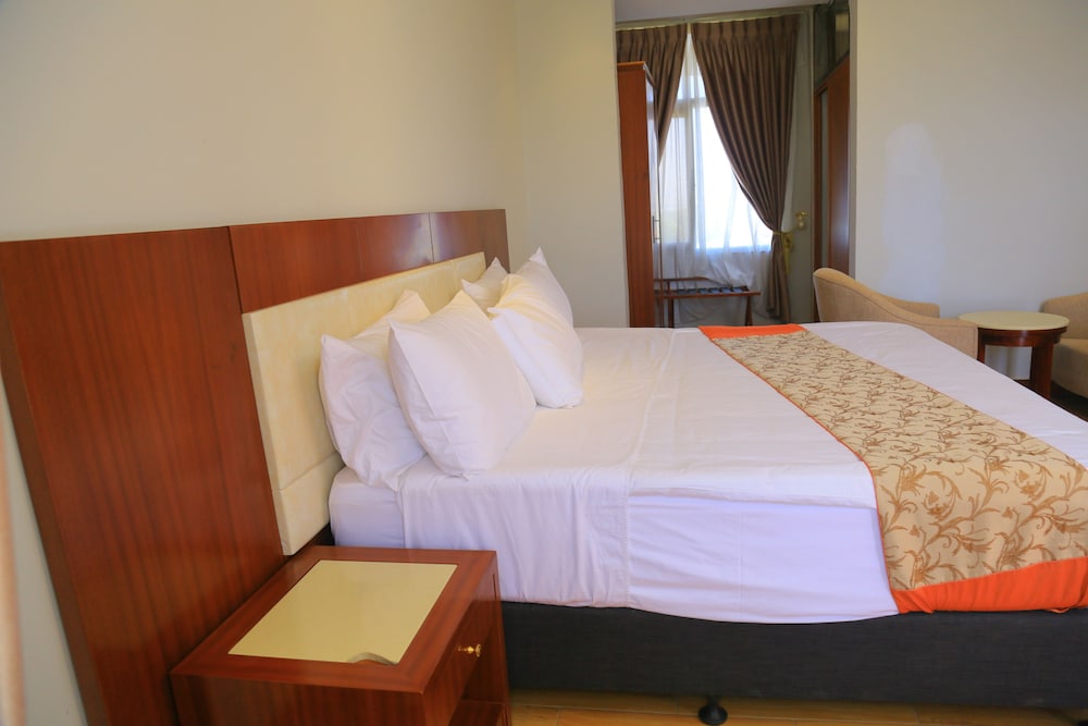 Deluxe Suite, 1 Bedroom, Accessible, Mountain View photo 2