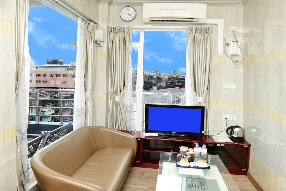 Penthouse Suite with Double Bed photo 3
