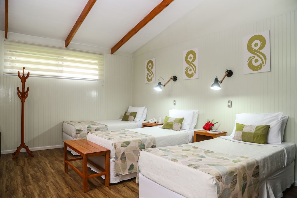 Family Quadruple Room, Garden View photo 2