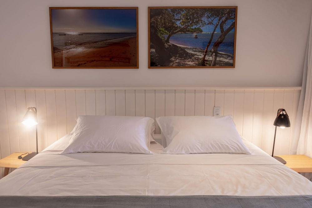 Deluxe Double Room, Jetted Tub, Partial Sea View