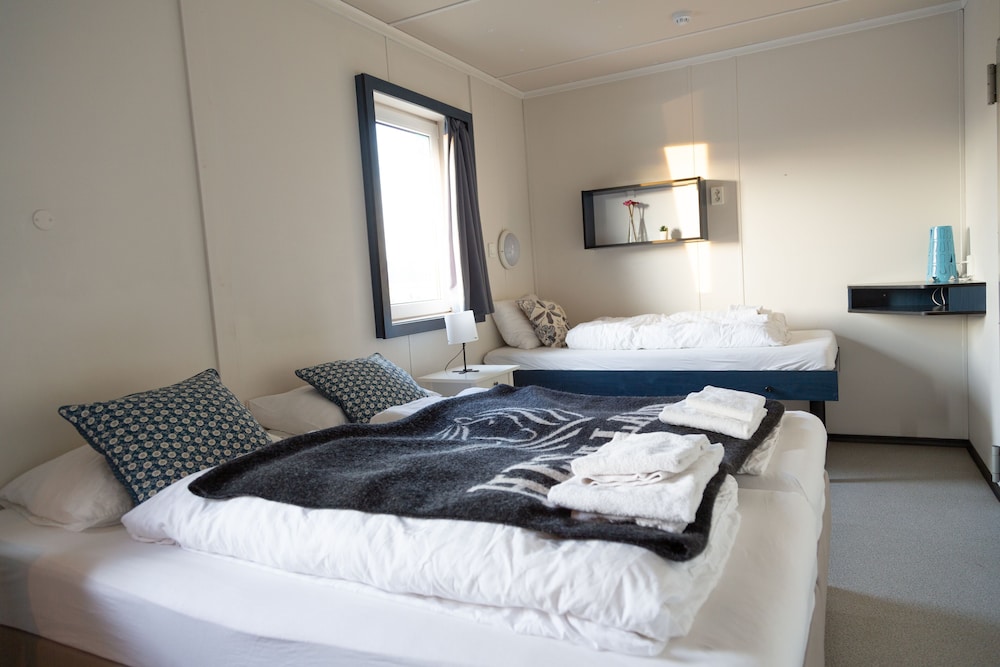 Standard Triple Room, Private Bathroom, Mountain View photo 1
