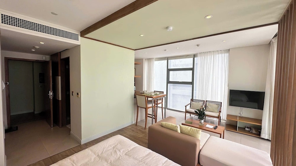Business Apartment, Kitchen, Beach View