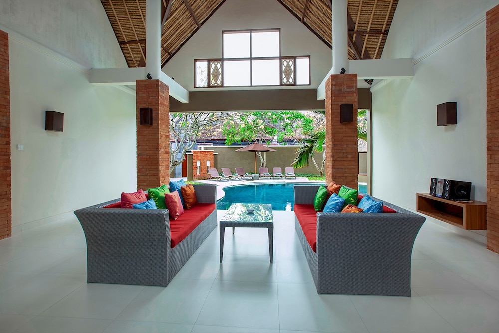 Deluxe Villa, 4 Bedrooms - Photo 5