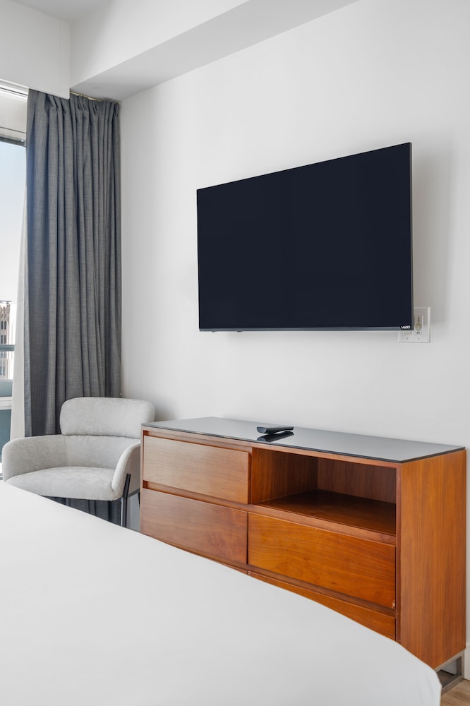 Suite, 1 King Bed with Sofa bed (One Bedroom Suite)