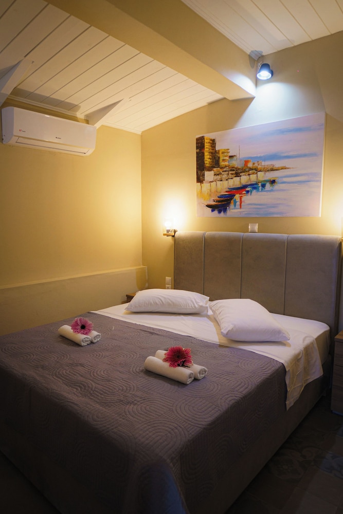 Suite photo 1