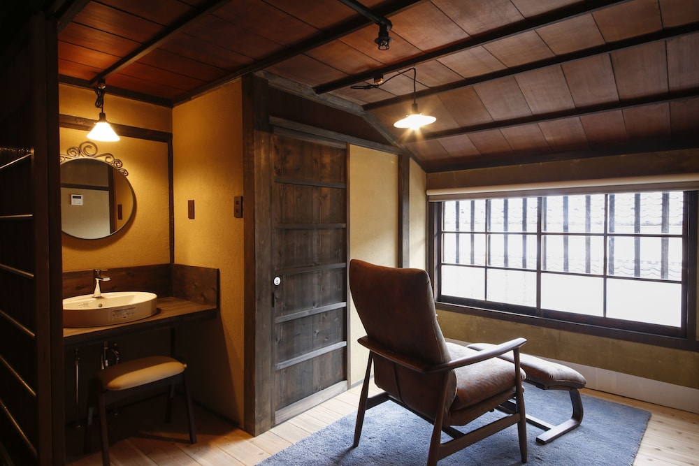 Japanese Style Room For 5 Guests, 2nd Floor photo 3