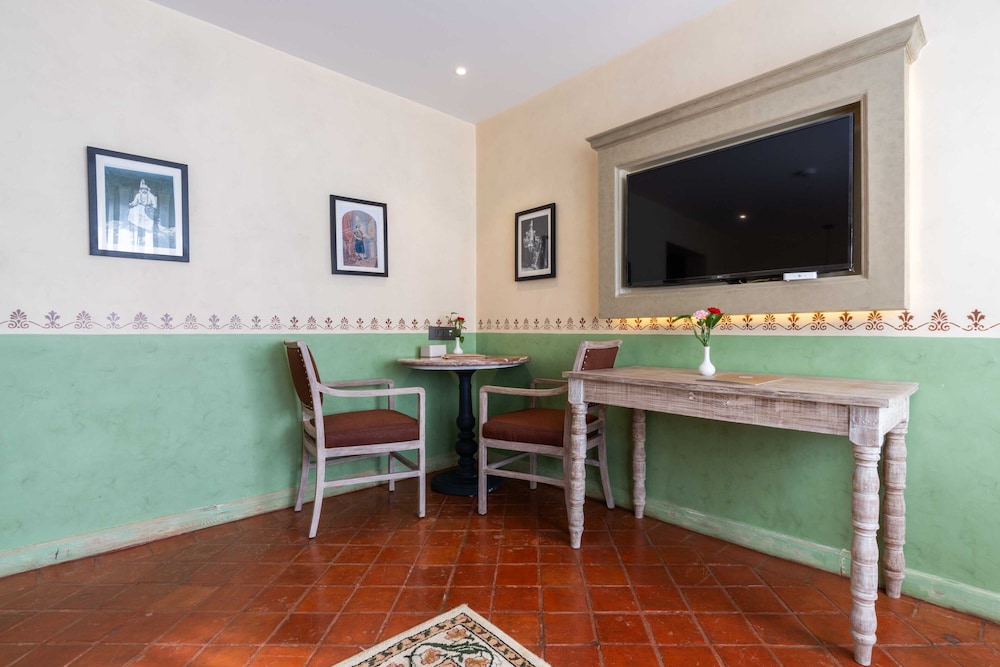 Classic Double Room, 1 Bedroom - Photo 1