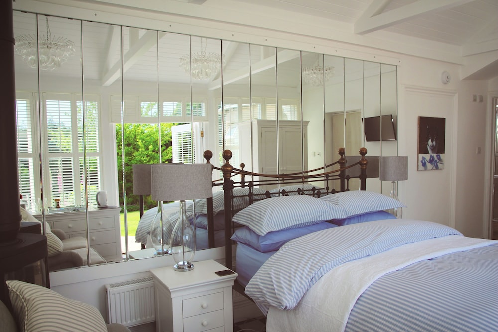 Superior Double Room, Ensuite, Garden View (The Garden Room) photo 3