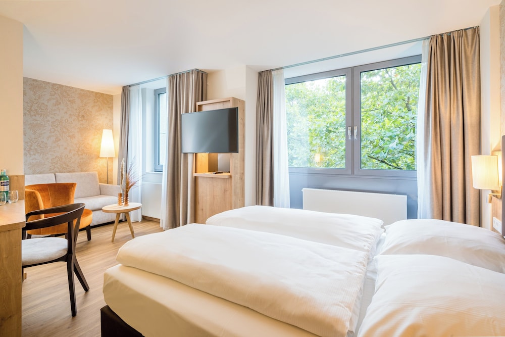 Business Triple Room, 1 Bedroom - Photo 1