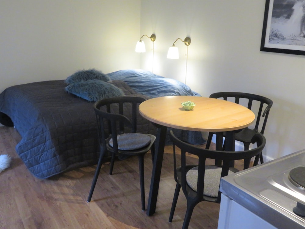 Apartment 1 photo 2