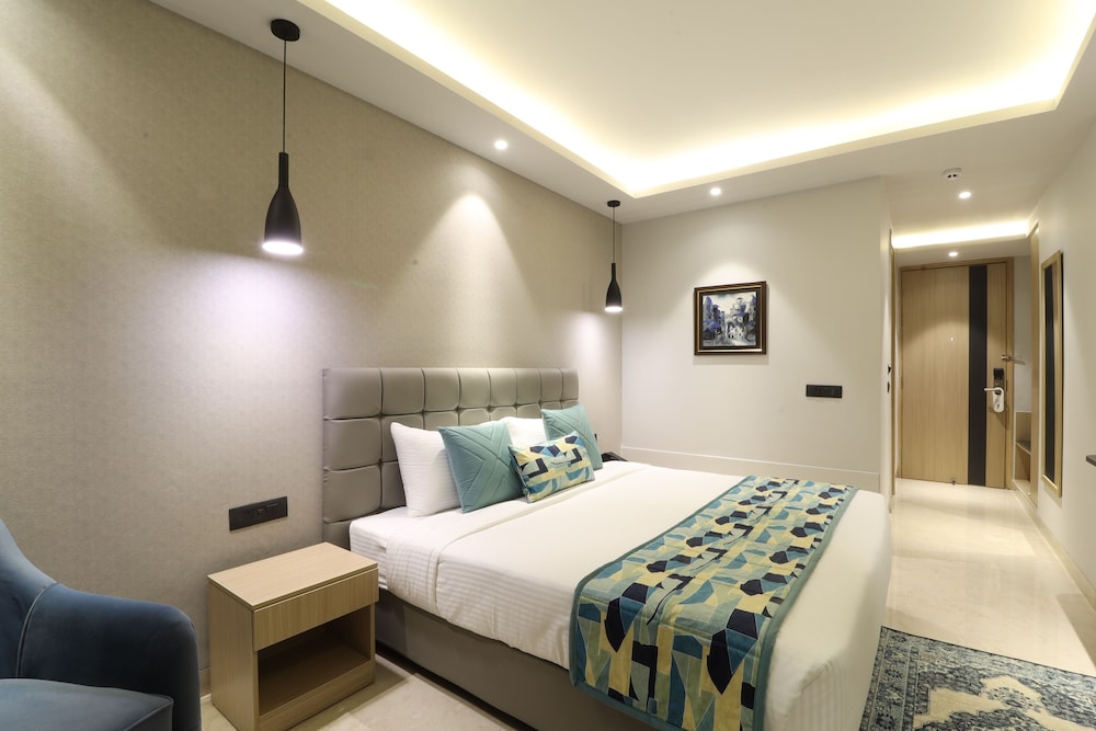 Superior Room, Balcony - Photo 10